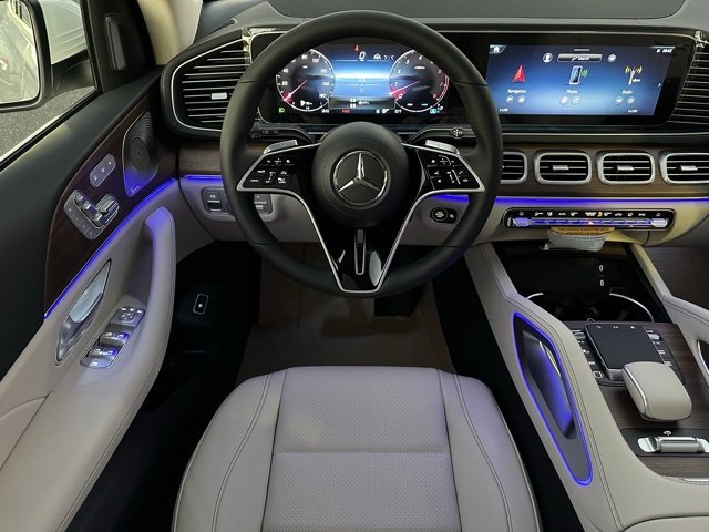 New 2026 Mercedes-Benz GLS 450 4MATIC image 14