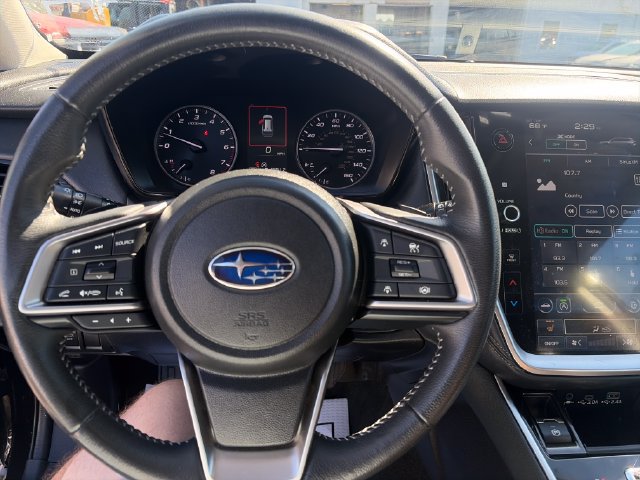 Used 2023 Subaru Outback Premium AWD/4WD image 13