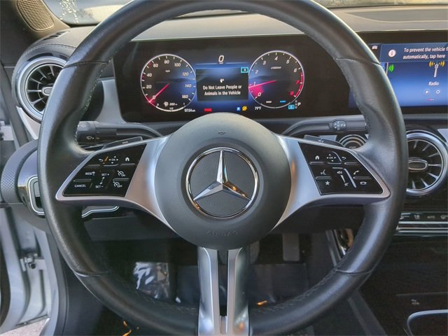 Used 2025 Mercedes-Benz CLA 250 image 28