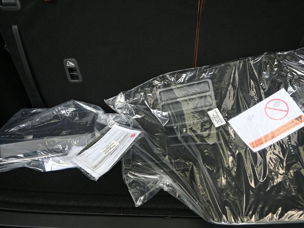 New 2026 INFINITI QX60 Autograph w/ Dark Cargo Package AWD/4WD image 22