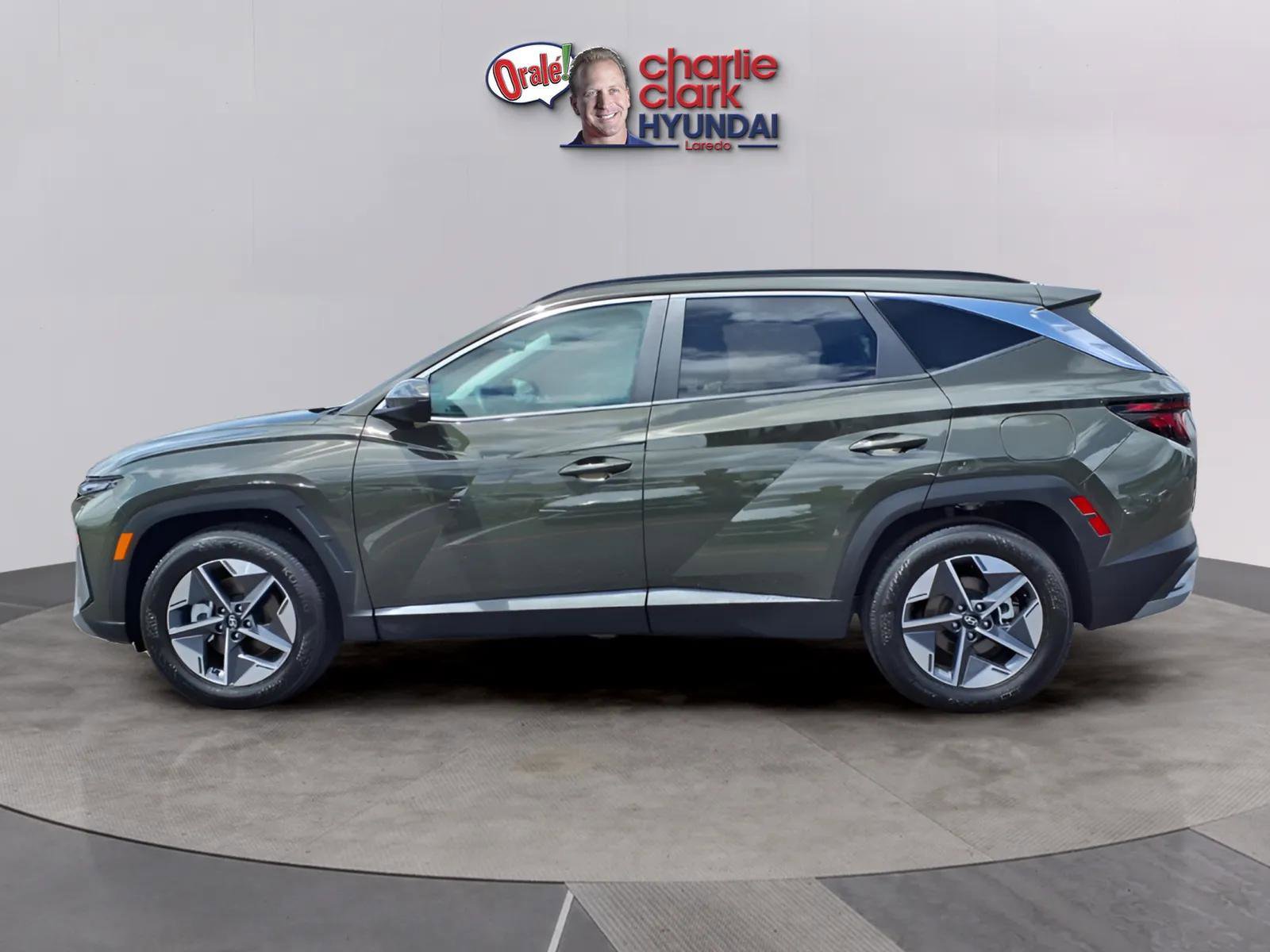 Certified 2025 Hyundai Tucson SEL image 2