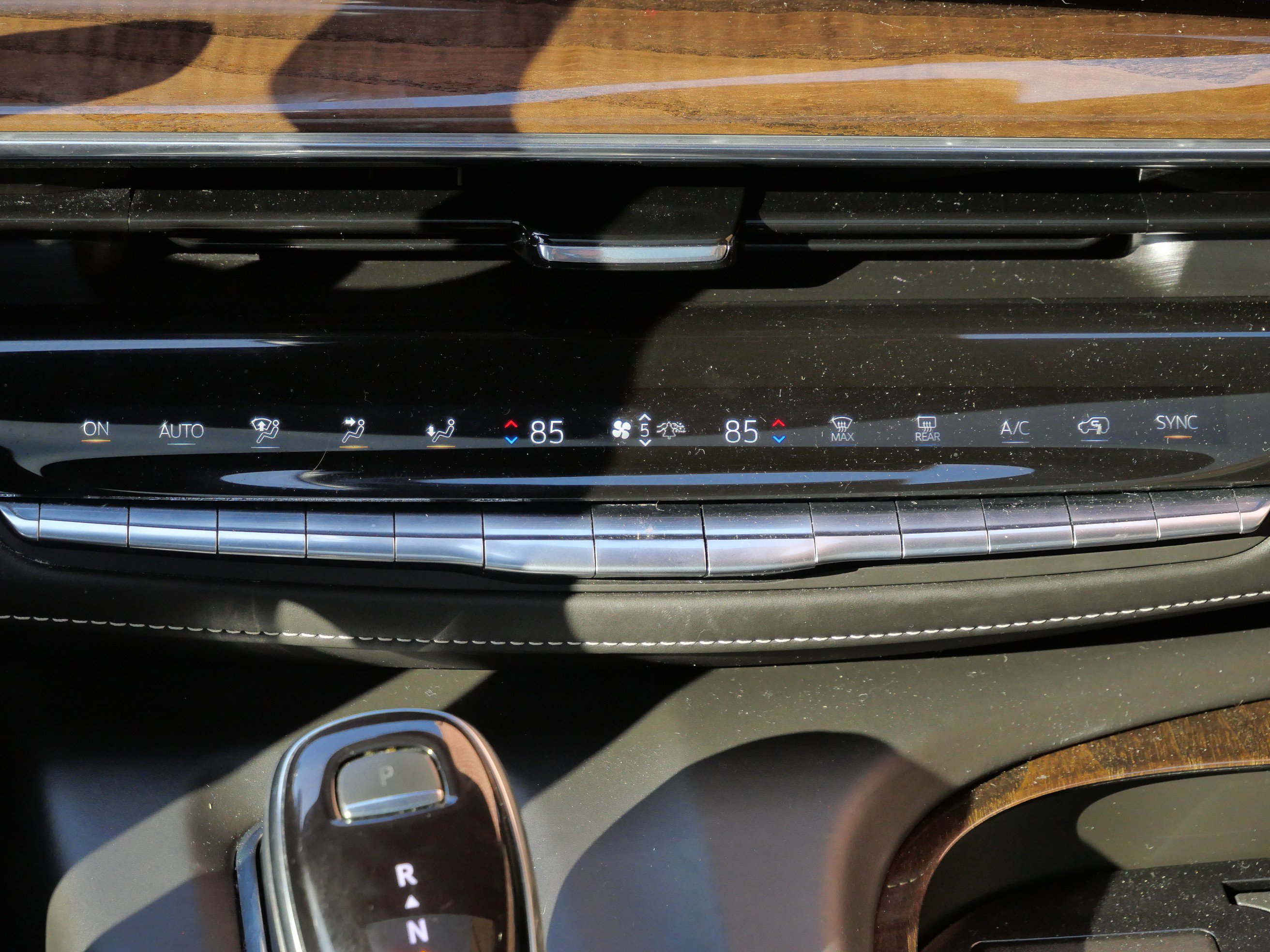 Certified 2021 Cadillac Escalade Sport Platinum image 18