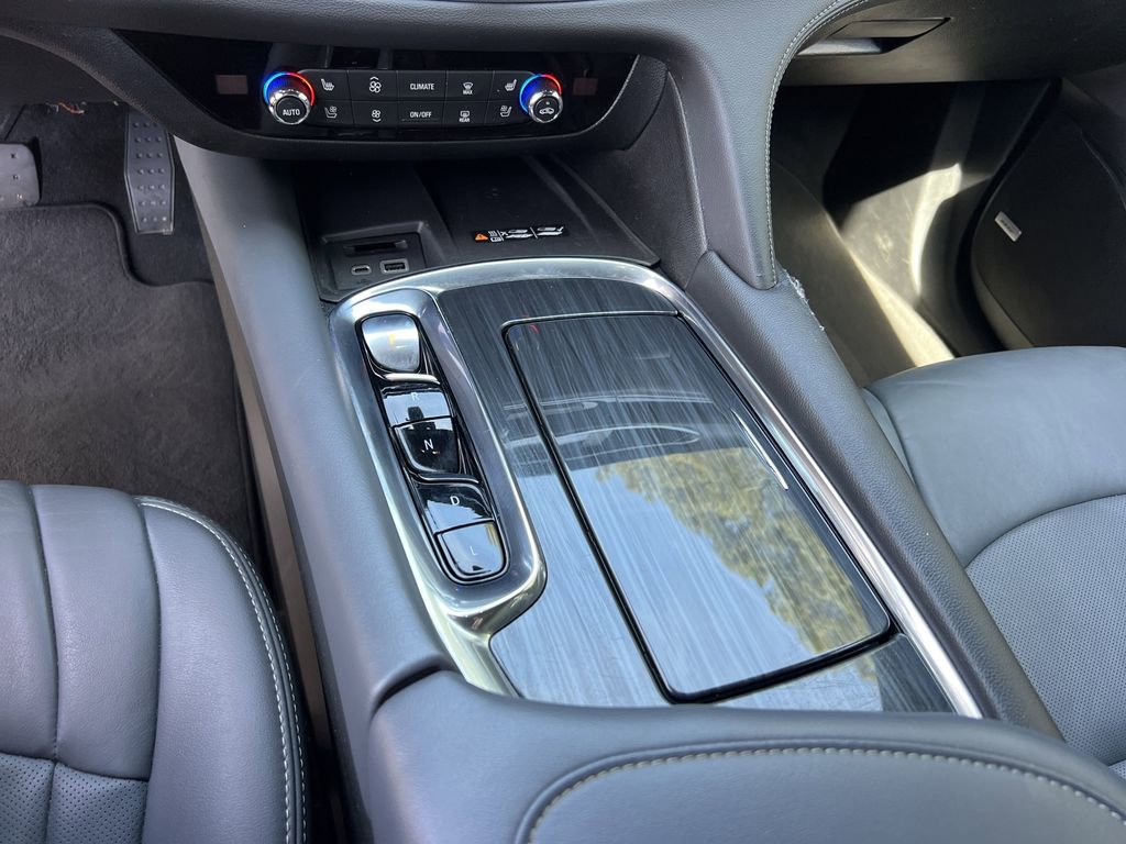 Used 2024 Buick Enclave Premium image 28