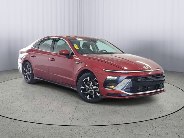 Used 2025 Hyundai Sonata SEL image 1