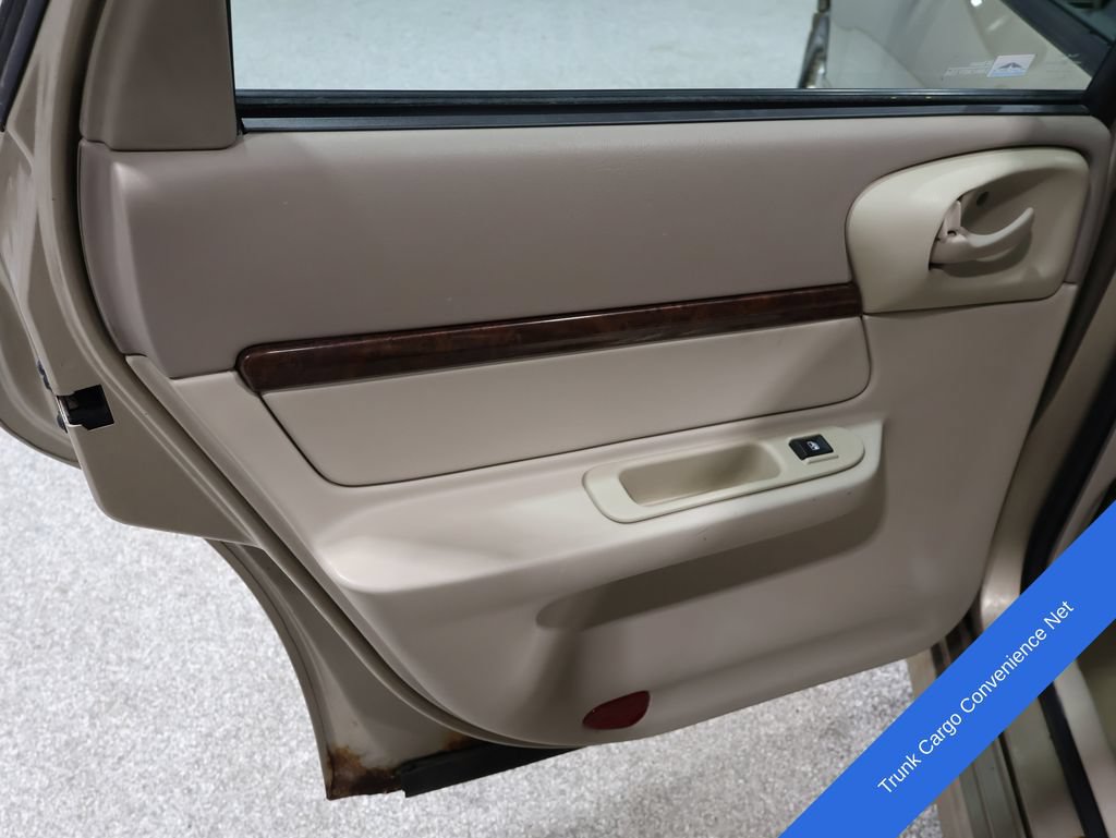 Used 2005 Chevrolet Impala LS w/ Preferred Equipment Group FWD image 20