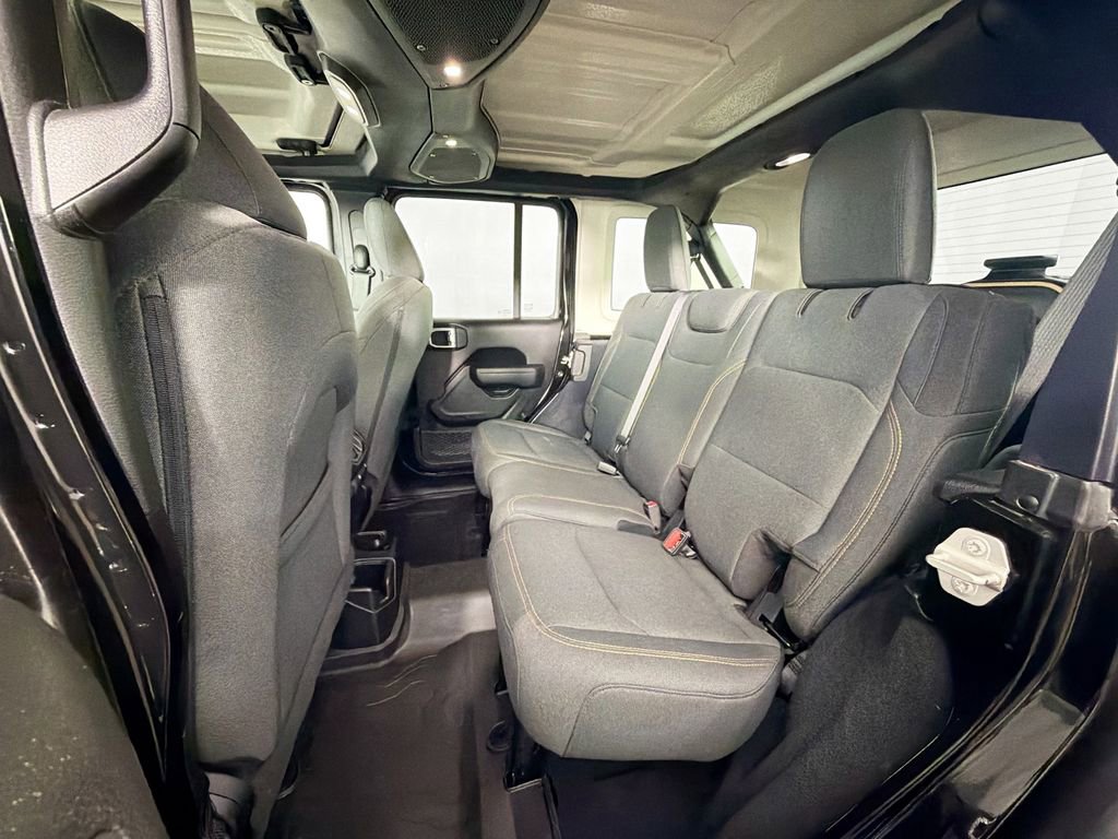 Used 2024 Jeep Wrangler Willys image 25
