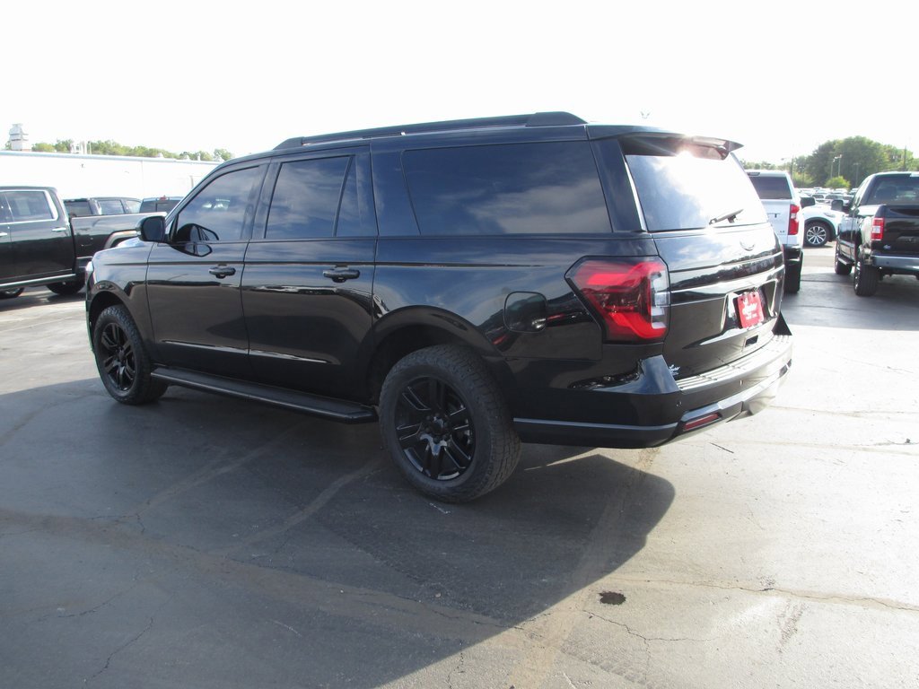 Used 2022 Ford Expedition Max Limited image 7