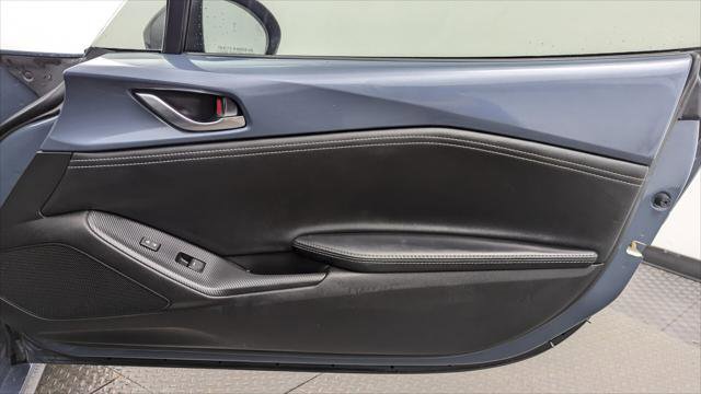Used 2021 MAZDA MX-5 Miata RF Club image 17