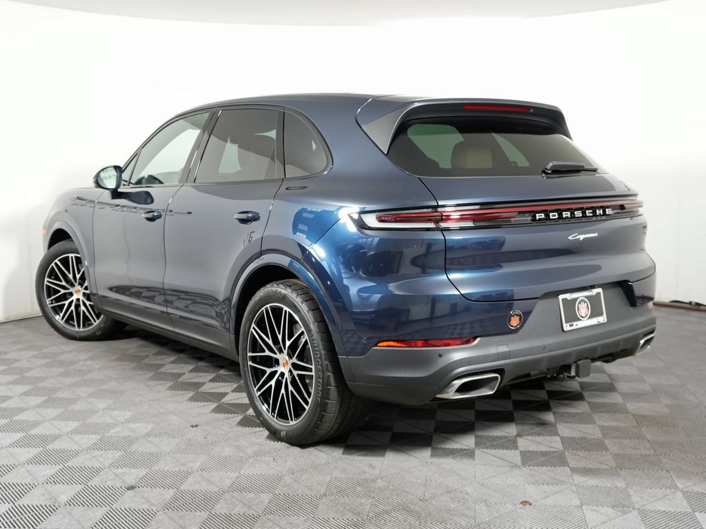 New 2026 Porsche Cayenne AWD/4WD image 3
