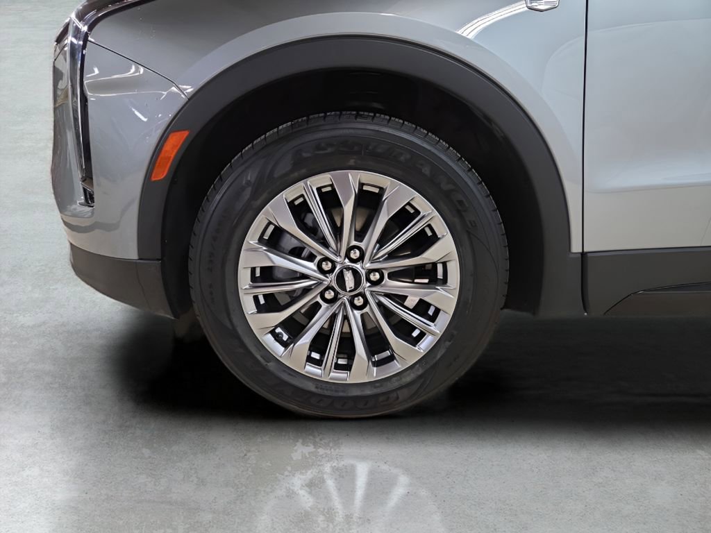 Used 2024 Cadillac XT4 Premium Luxury image 24