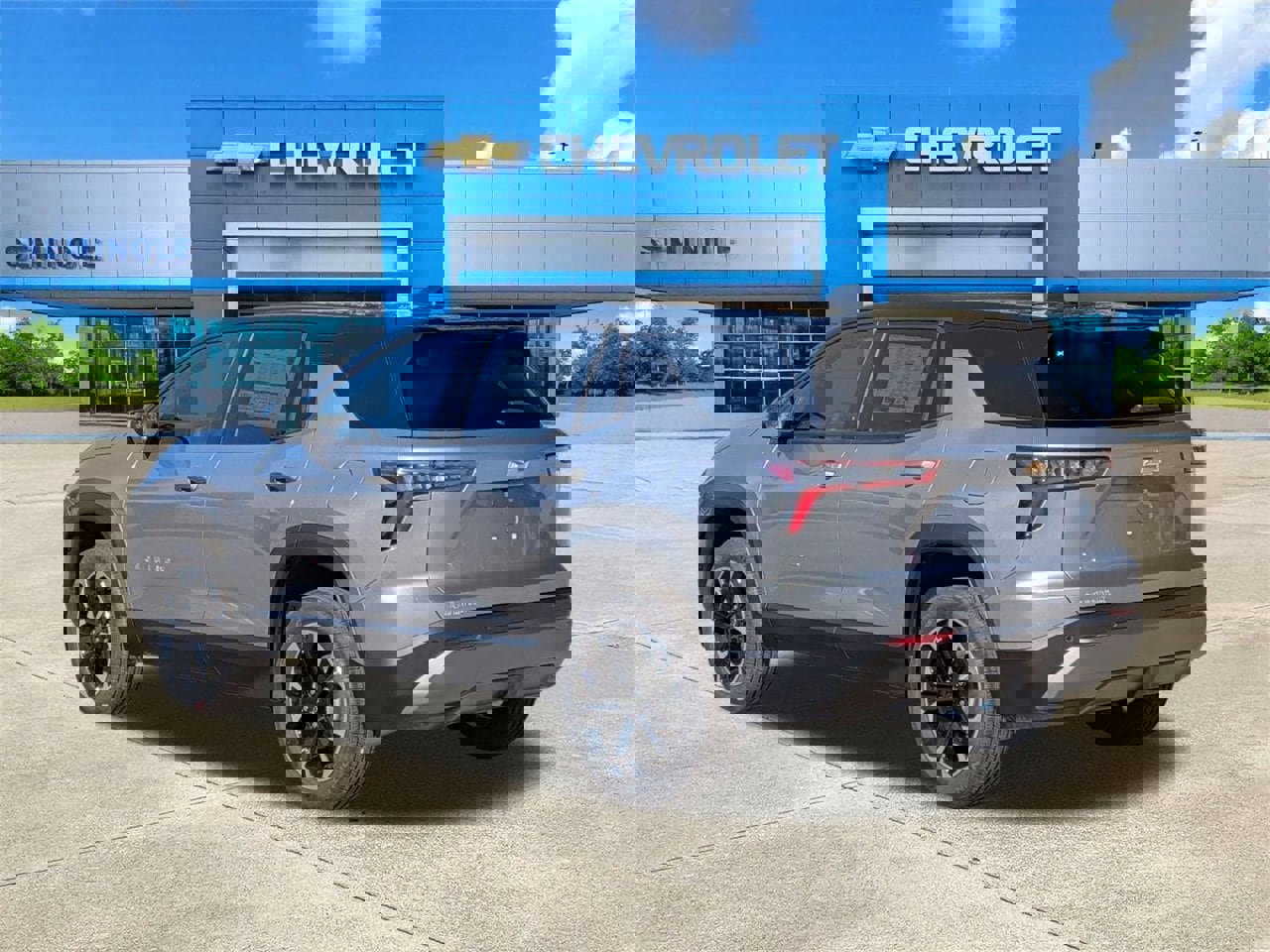 New 2026 Chevrolet Equinox LT image 3