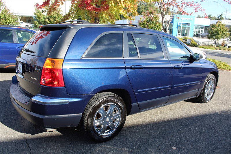 Used 2005 Chrysler Pacifica Touring image 5