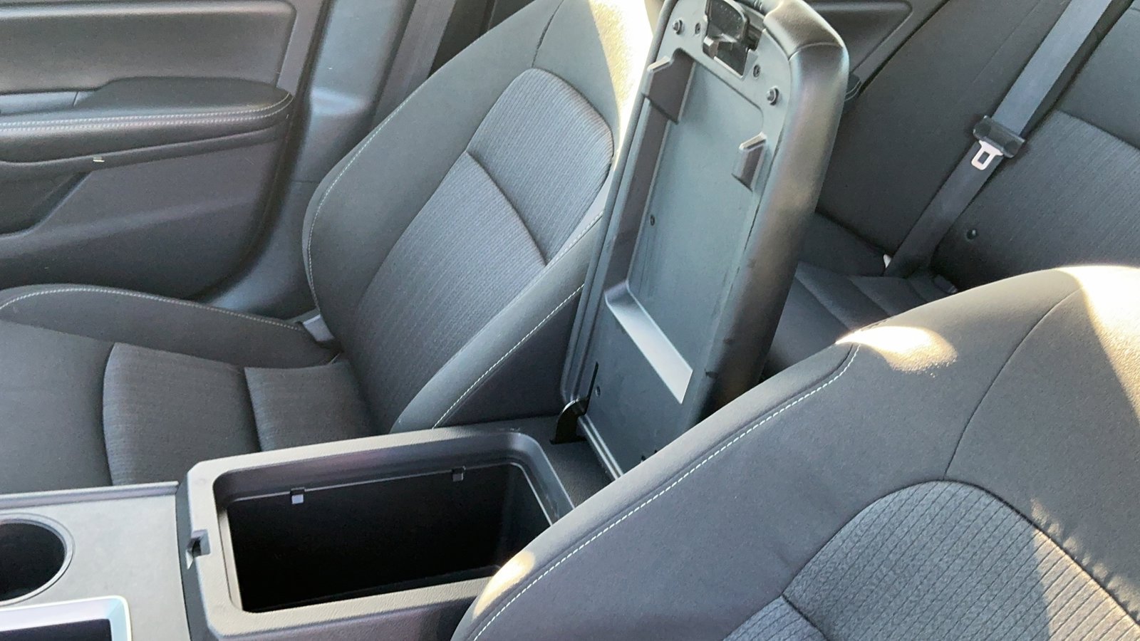 Certified 2025 Nissan Altima 2.5 SV FWD image 37