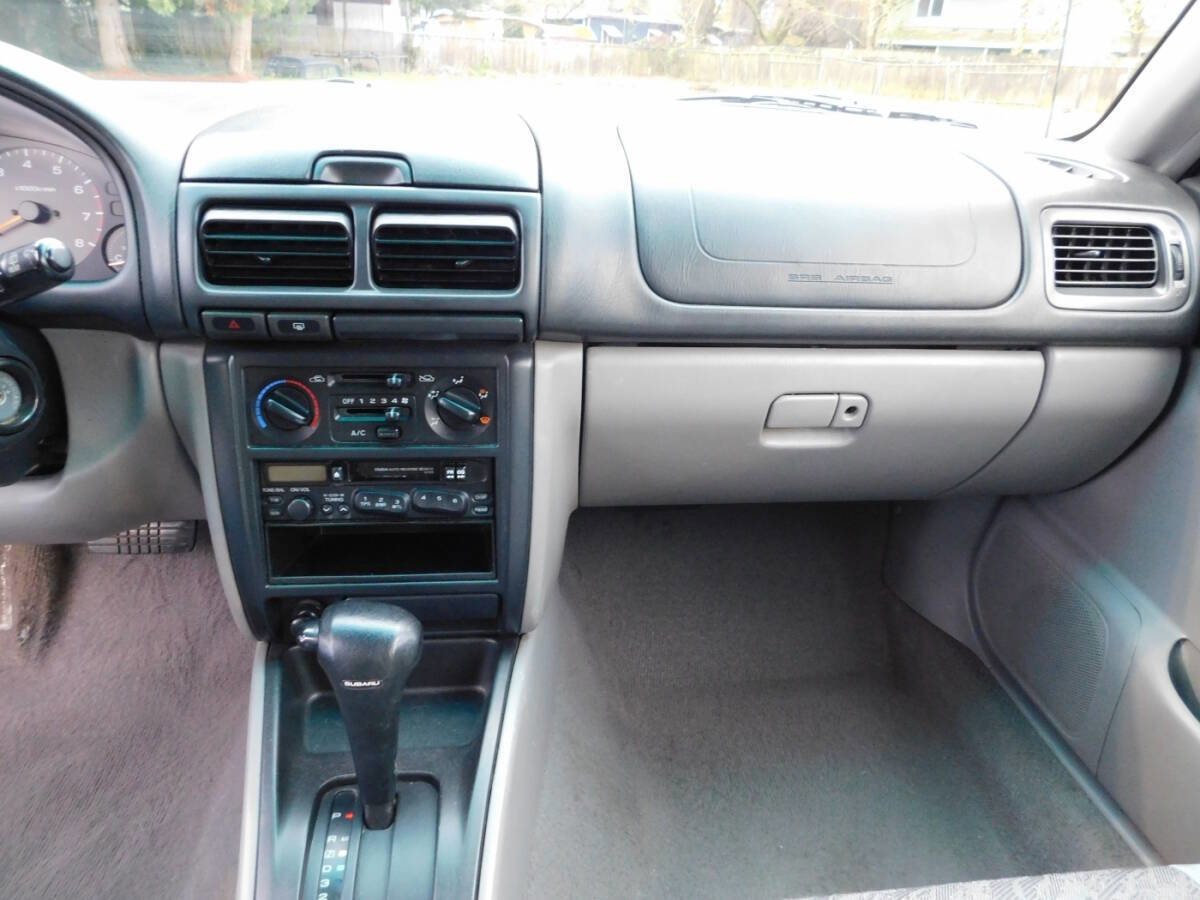 Used 1999 Subaru Forester L AWD/4WD image 7