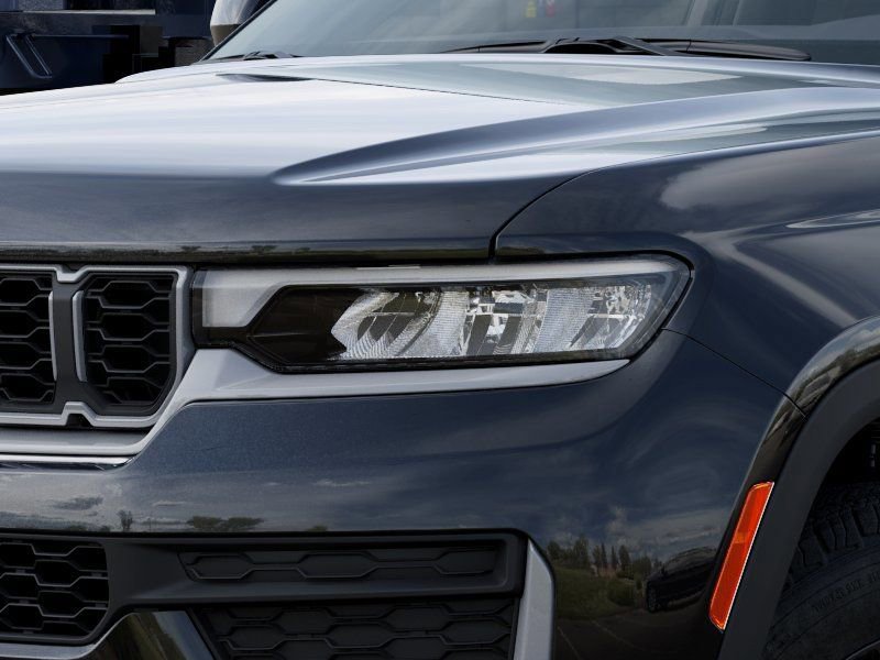 New 2026 Jeep Grand Cherokee Altitude AWD/4WD image 10