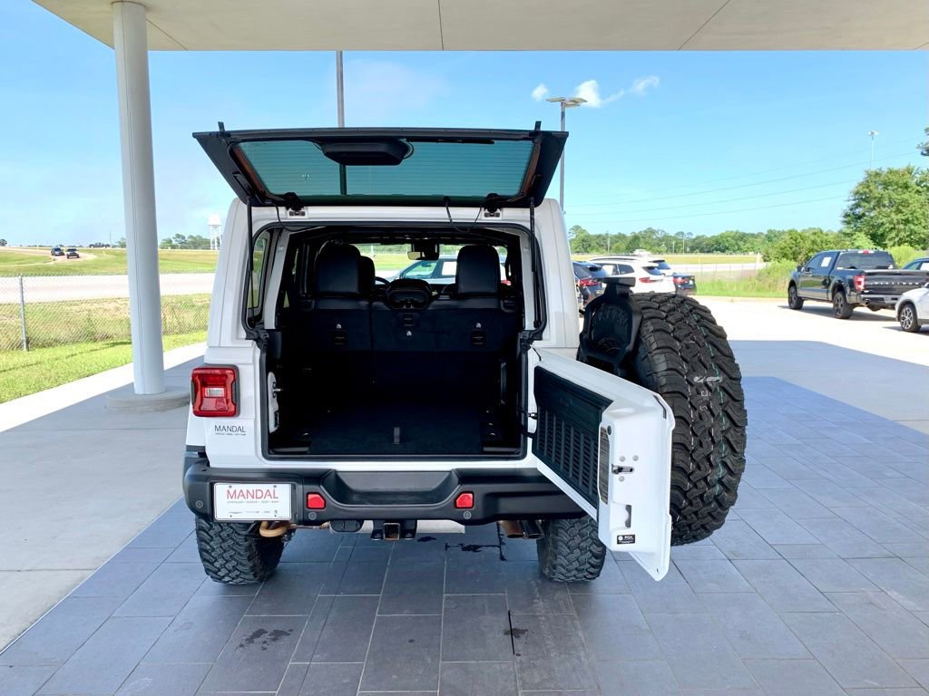 Used 2021 Jeep Wrangler Unlimited Rubicon w/ Trailer Tow Package AWD/4WD image 21