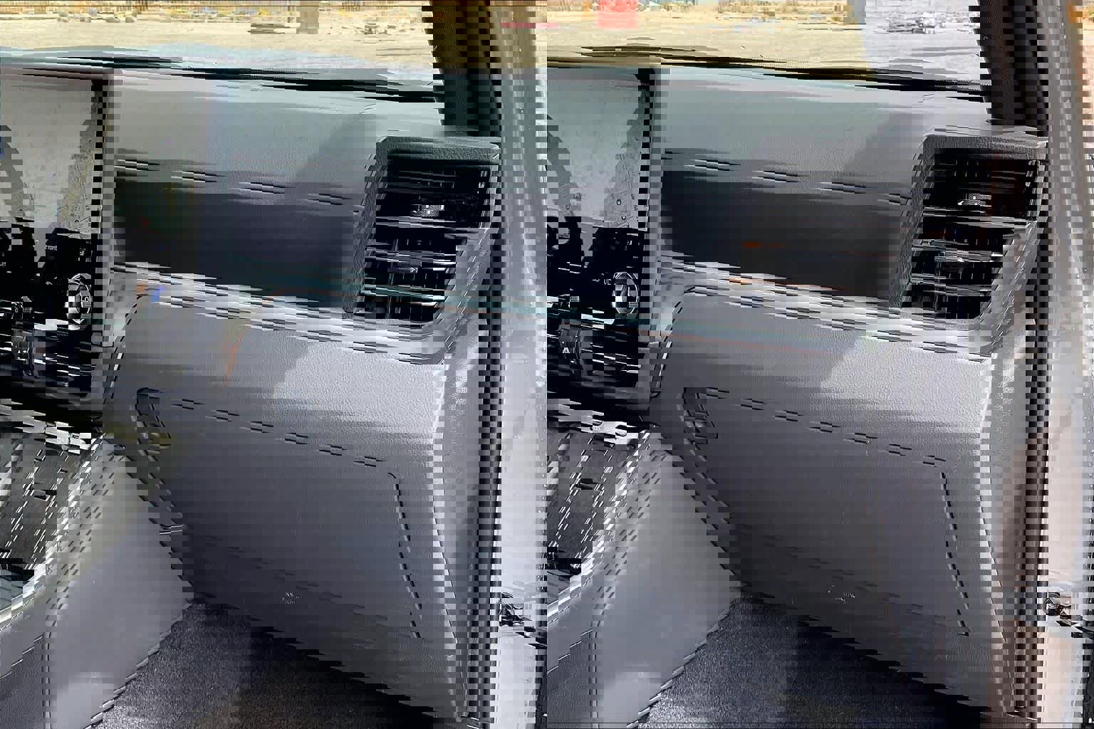 Certified 2024 Lexus GX 550 w/ Accessory Package (2T) image 17