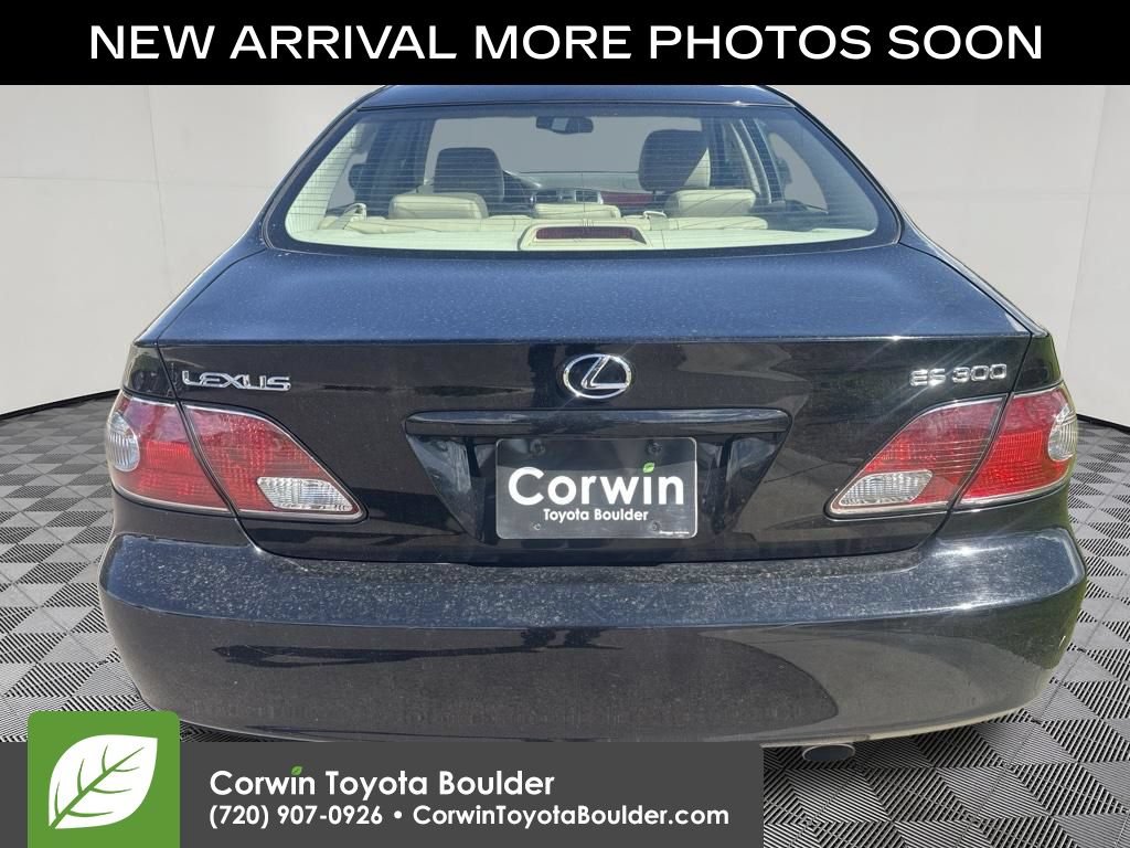 Used 2002 Lexus ES 330 FWD image 6