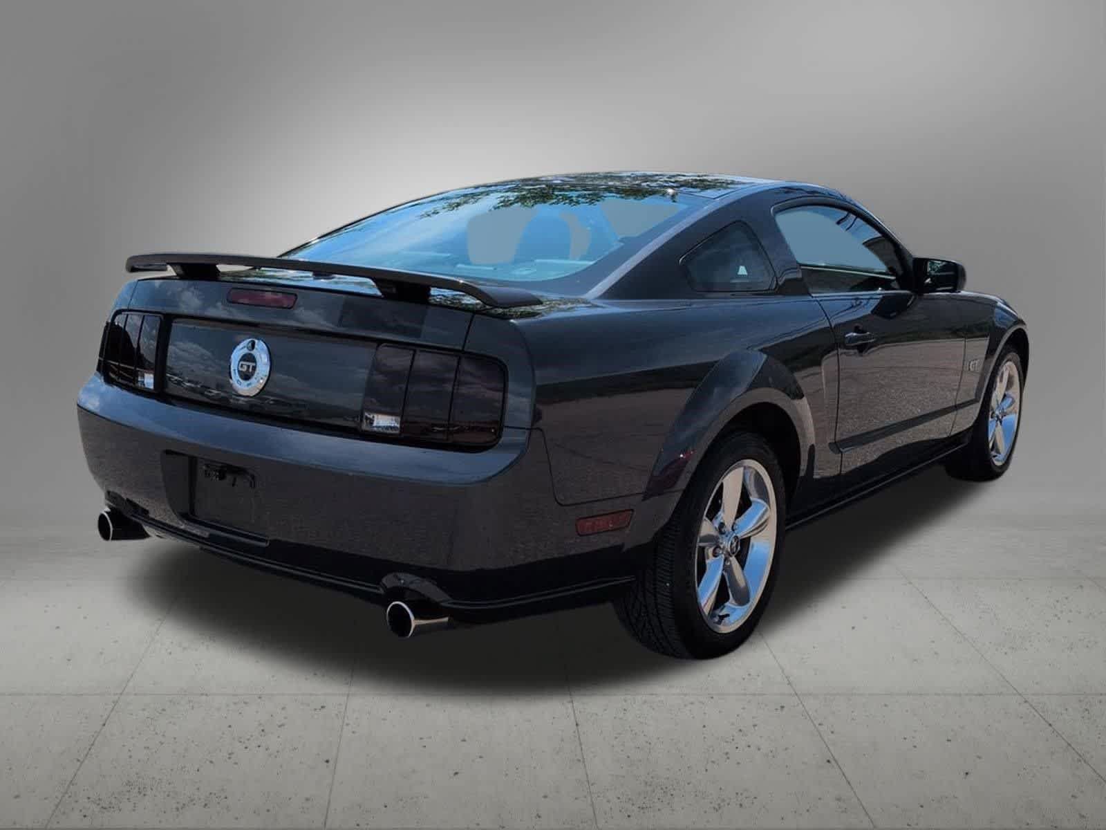 Used 2007 Ford Mustang GT Premium RWD image 6