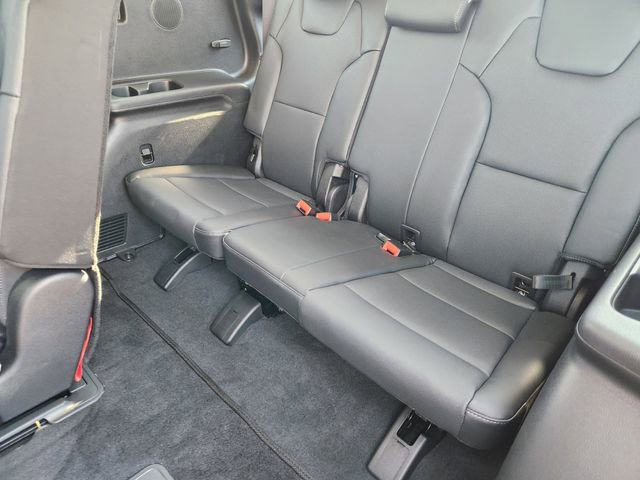Used 2025 Kia Telluride SX image 32