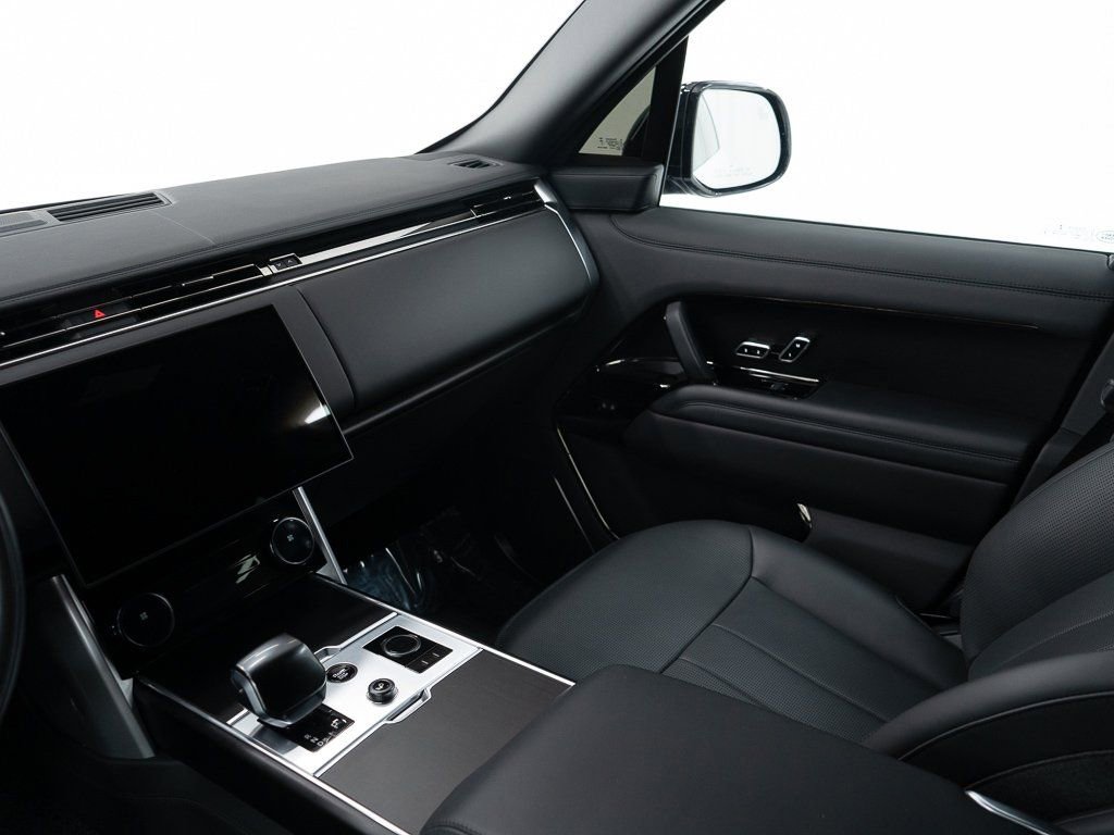 Used 2023 Land Rover Range Rover SV AWD/4WD image 36
