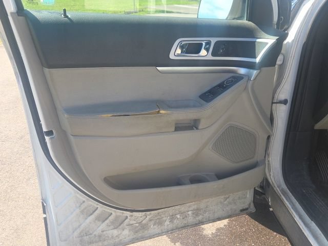 Used 2012 Ford Explorer XLT FWD image 21