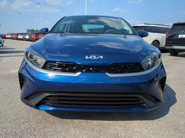Used 2023 Kia Forte LXS w/ LXS Technology Package FWD image 9