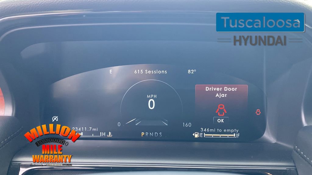 Used 2022 Lincoln Nautilus Reserve w/ Equipment Group 201A image 17