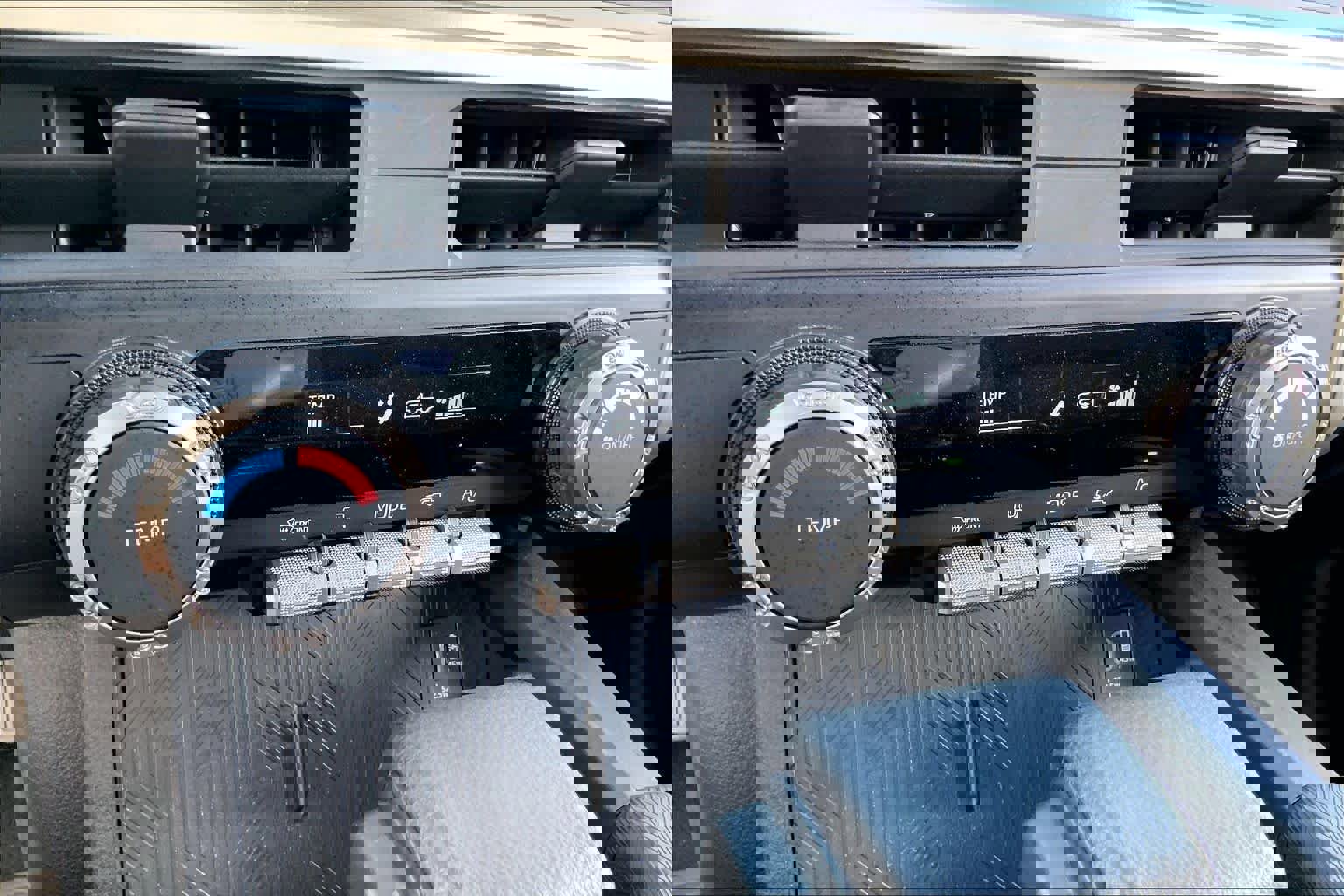 Used 2024 Toyota Tacoma SR5 image 32