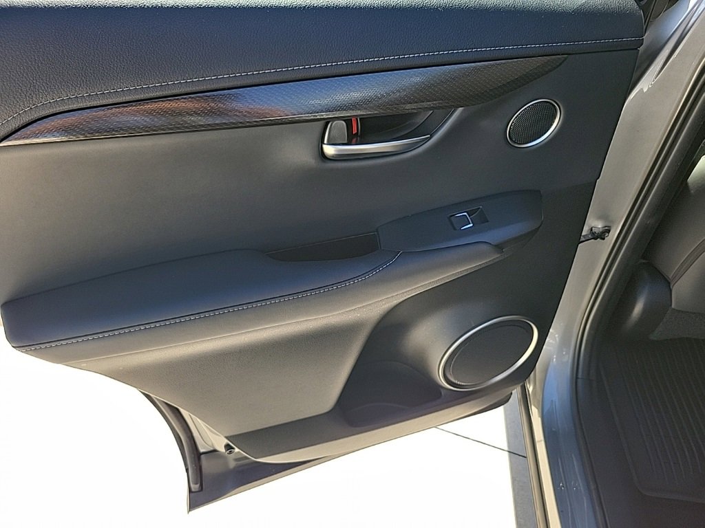 Used 2019 Lexus NX 300h AWD image 10