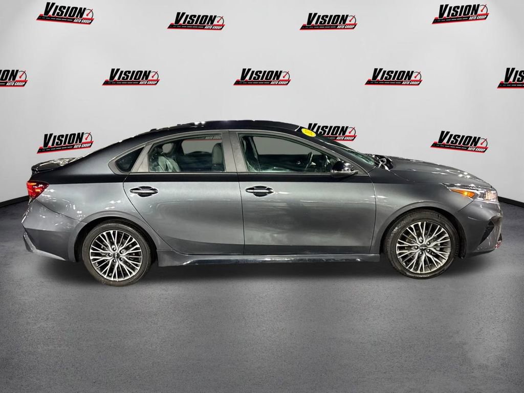 Certified 2022 Kia Forte GT-Line w/ GT-Line Technology Package image 4