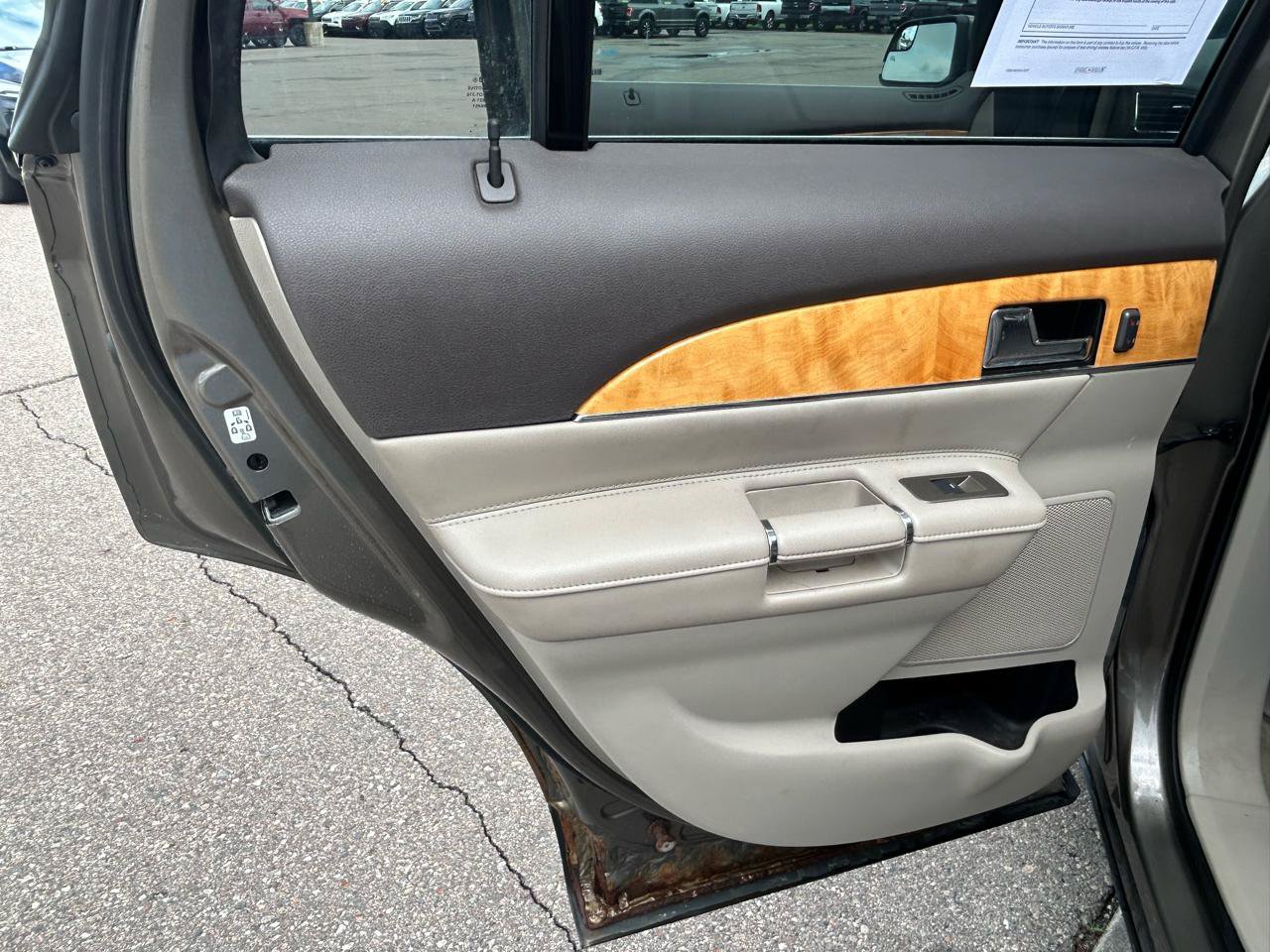 Used 2012 Lincoln MKX AWD w/ Wood Pkg image 13