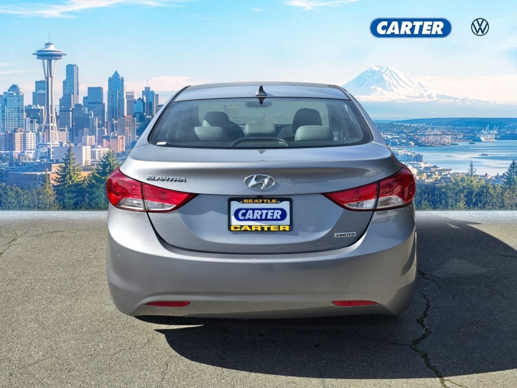 Used 2013 Hyundai Elantra Limited w/ Technology Pkg FWD image 4