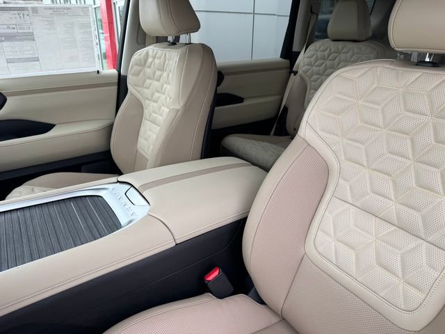 New 2026 Nissan Armada Platinum image 8