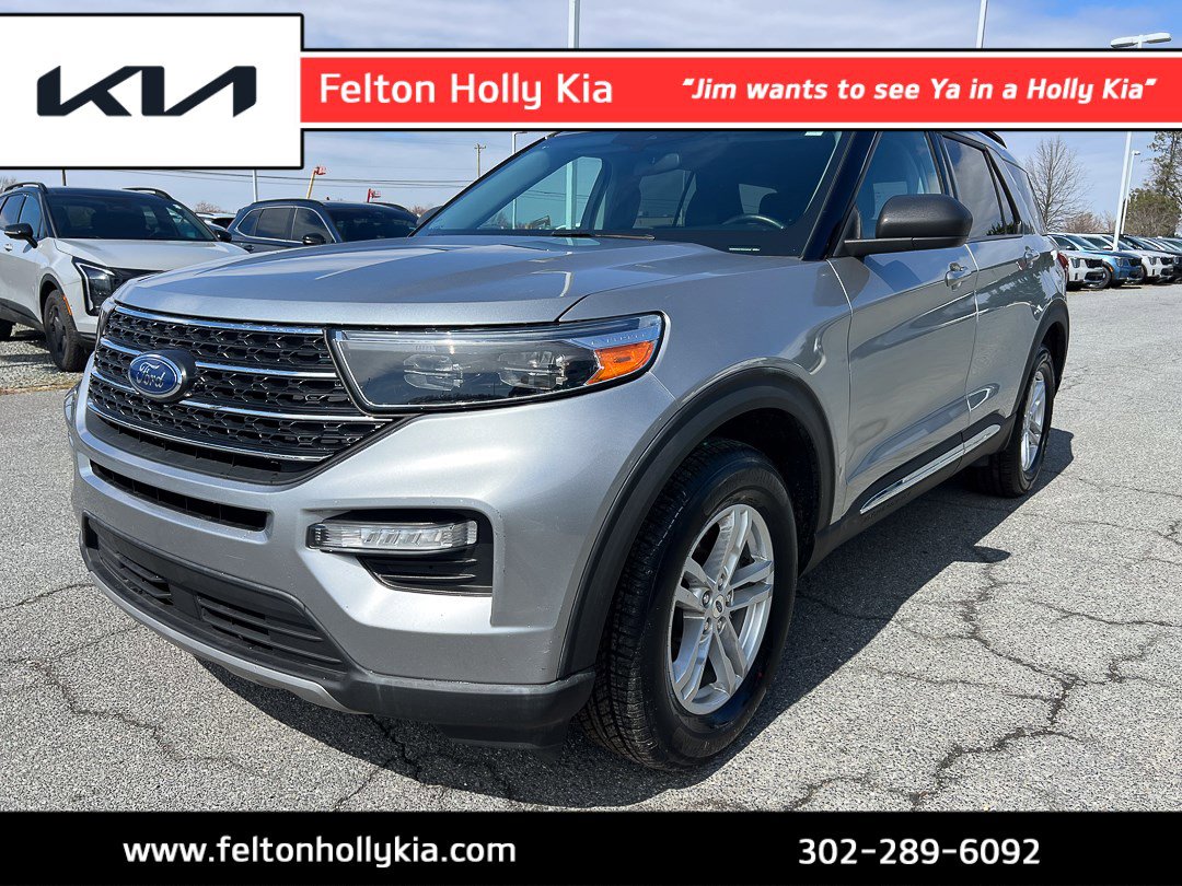 Used 2023 Ford Explorer XLT w/ Equipment Group 202A image 1