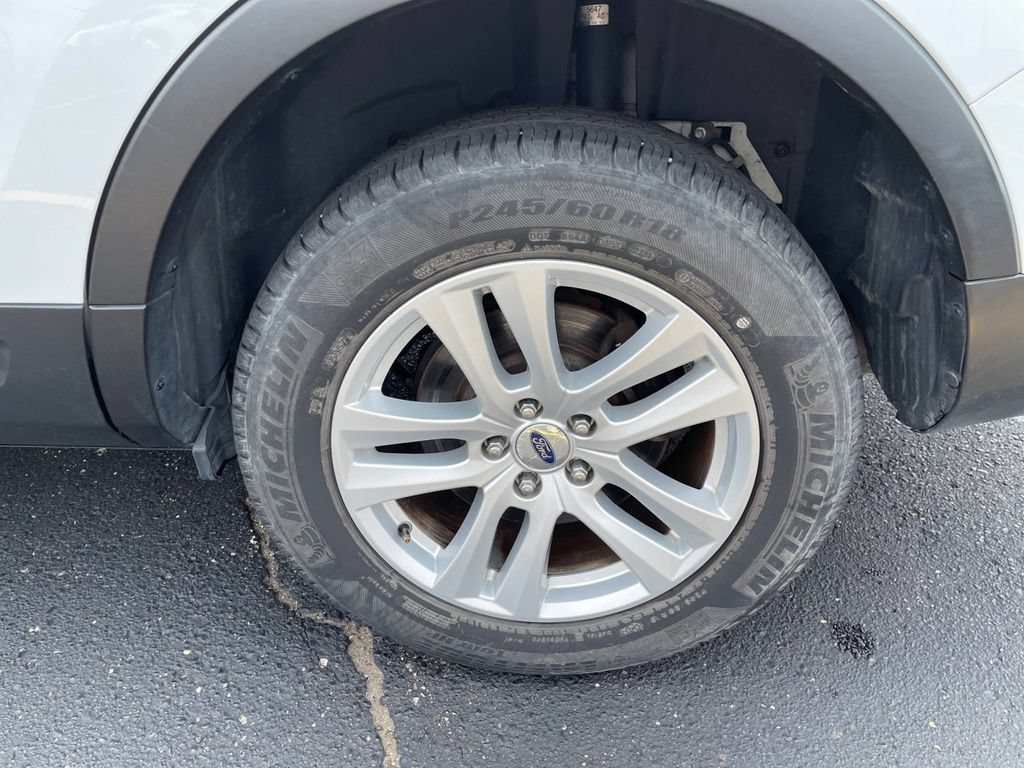Used 2018 Ford Explorer XLT AWD/4WD image 11