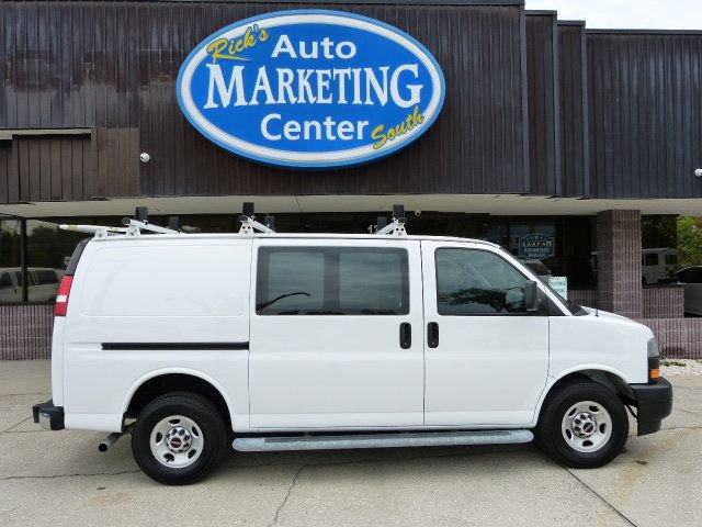 Used 2020 GMC Savana 2500 w/ Driver Convenience Package RWD image 4