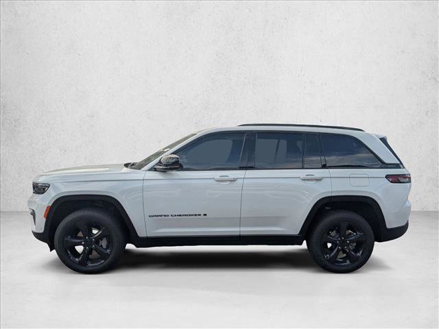 New 2025 Jeep Grand Cherokee Limited w/ Luxury Tech Group II image 5