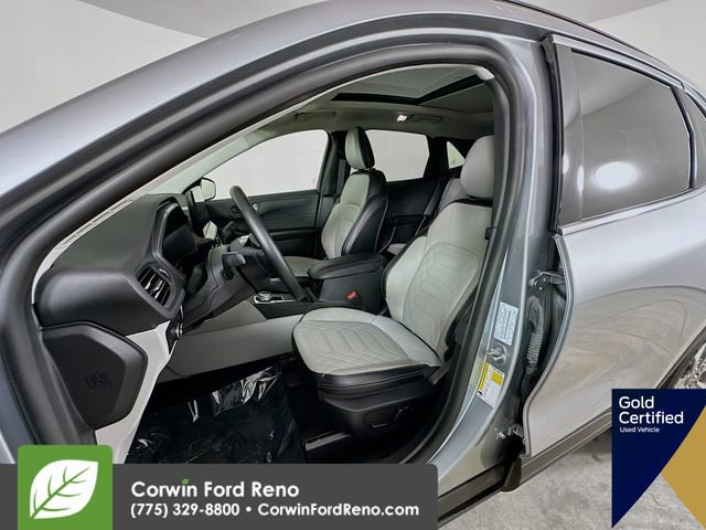 Used 2024 Ford Escape Platinum w/ Premium Technology Package AWD/4WD image 24