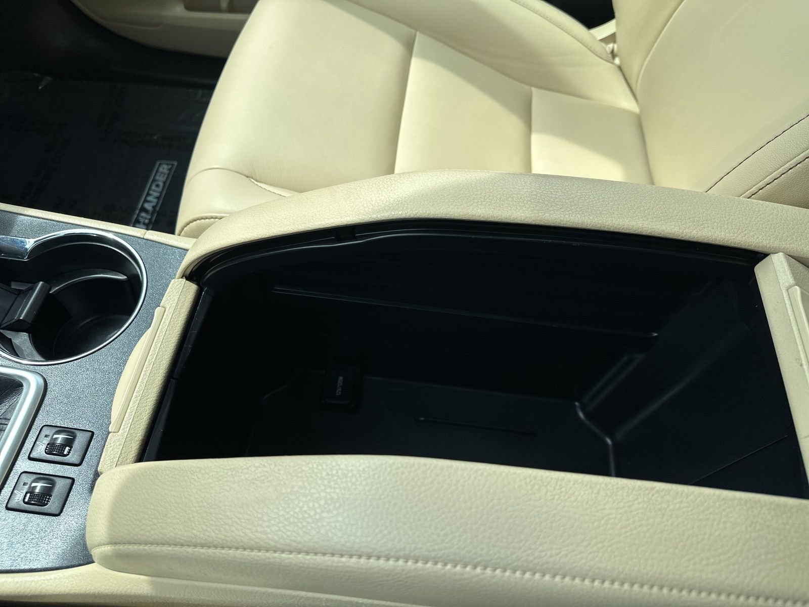 Used 2019 Toyota Highlander XLE AWD/4WD image 68
