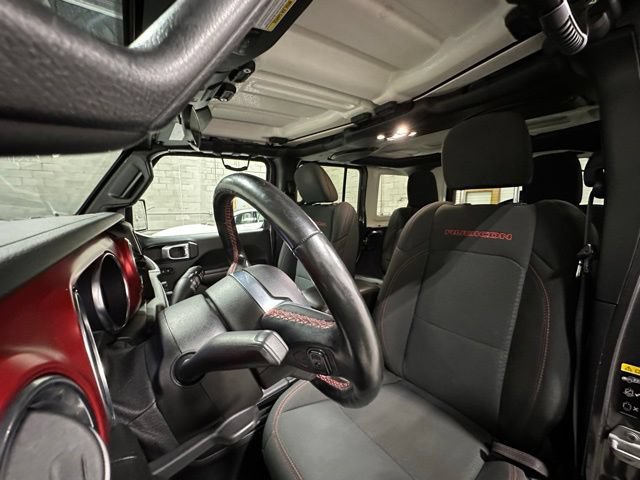 Used 2021 Jeep Wrangler Unlimited Rubicon w/ Cold Weather Group AWD/4WD image 14