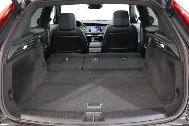 Used 2023 Cadillac XT4 Premium Luxury w/ Driver Assist Package AWD/4WD image 35