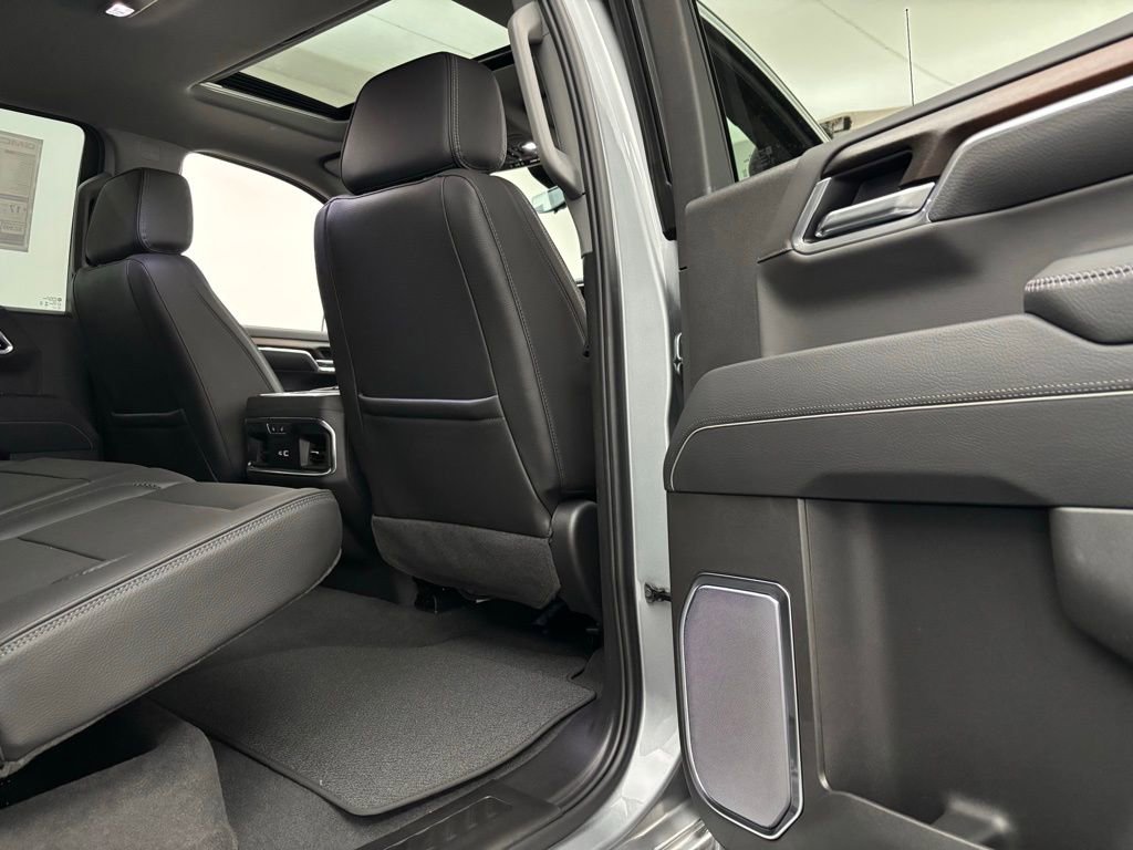 New 2026 GMC Sierra 1500 Denali w/ Denali Reserve Package image 38