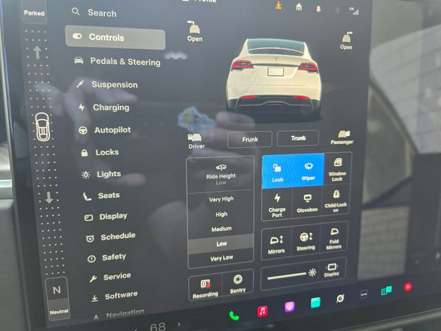 Used 2024 Tesla Model X Plaid image 24