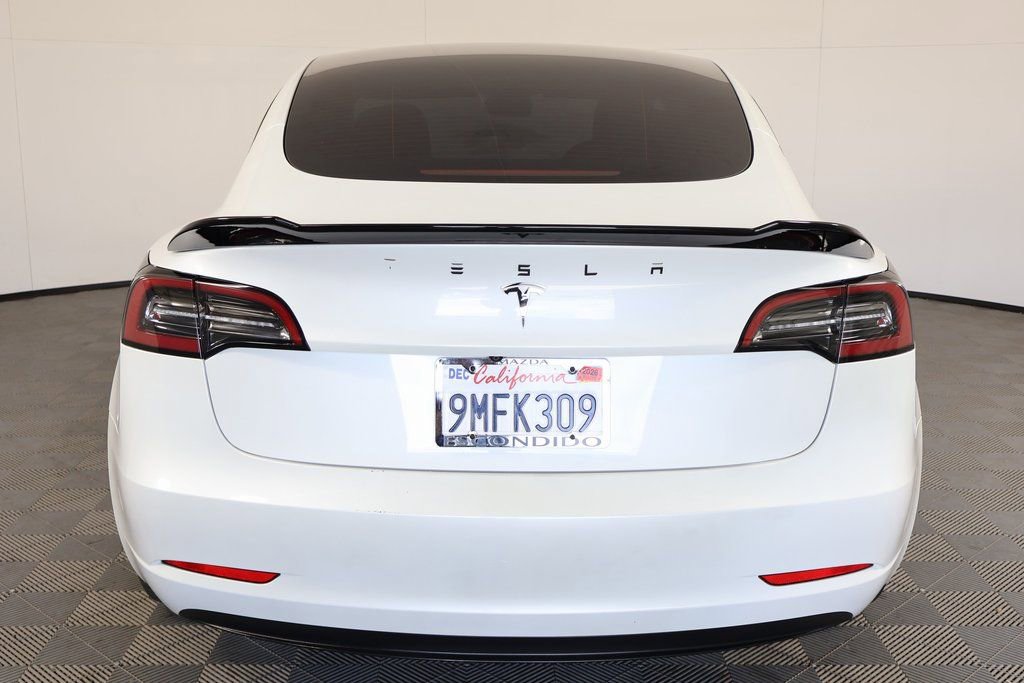 Used 2023 Tesla Model 3 Standard Range image 5