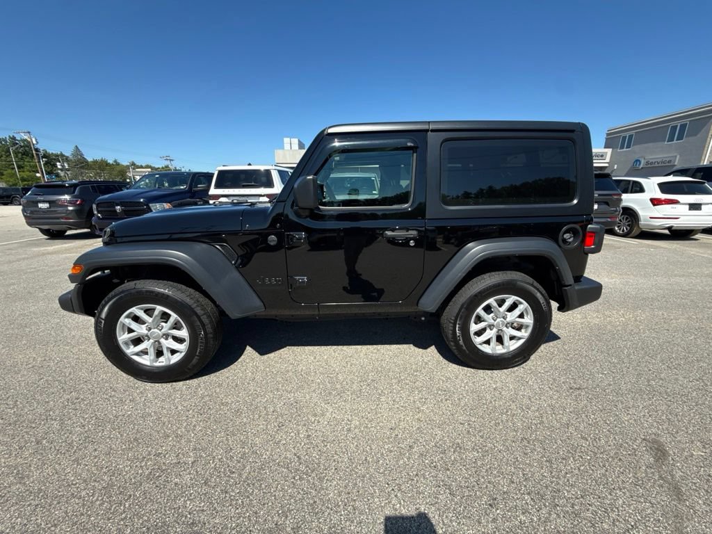 Certified 2023 Jeep Wrangler Sport AWD/4WD image 2