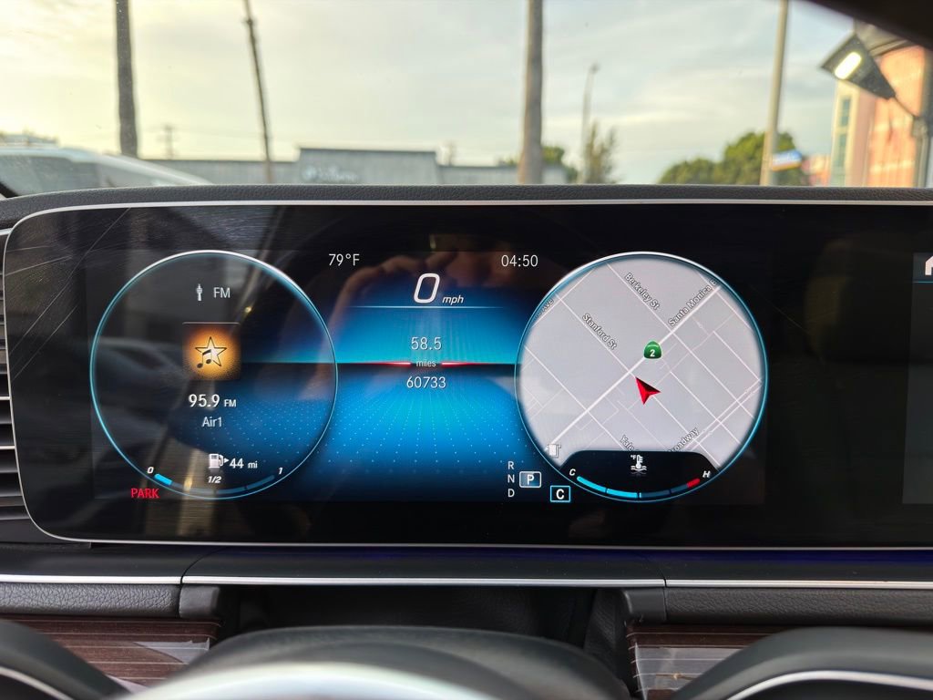 Used 2022 Mercedes-Benz GLE 350 w/ Premium Package image 30