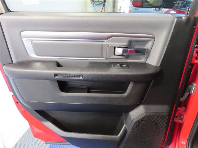 Used 2023 RAM 1500 Classic SLT w/ Trailer & Traction Group AWD/4WD image 30