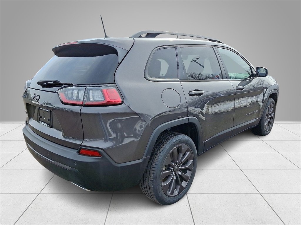 Used 2021 Jeep Cherokee Latitude Lux 80th Anniv w/ Quick Order Package 26U 80TH image 4