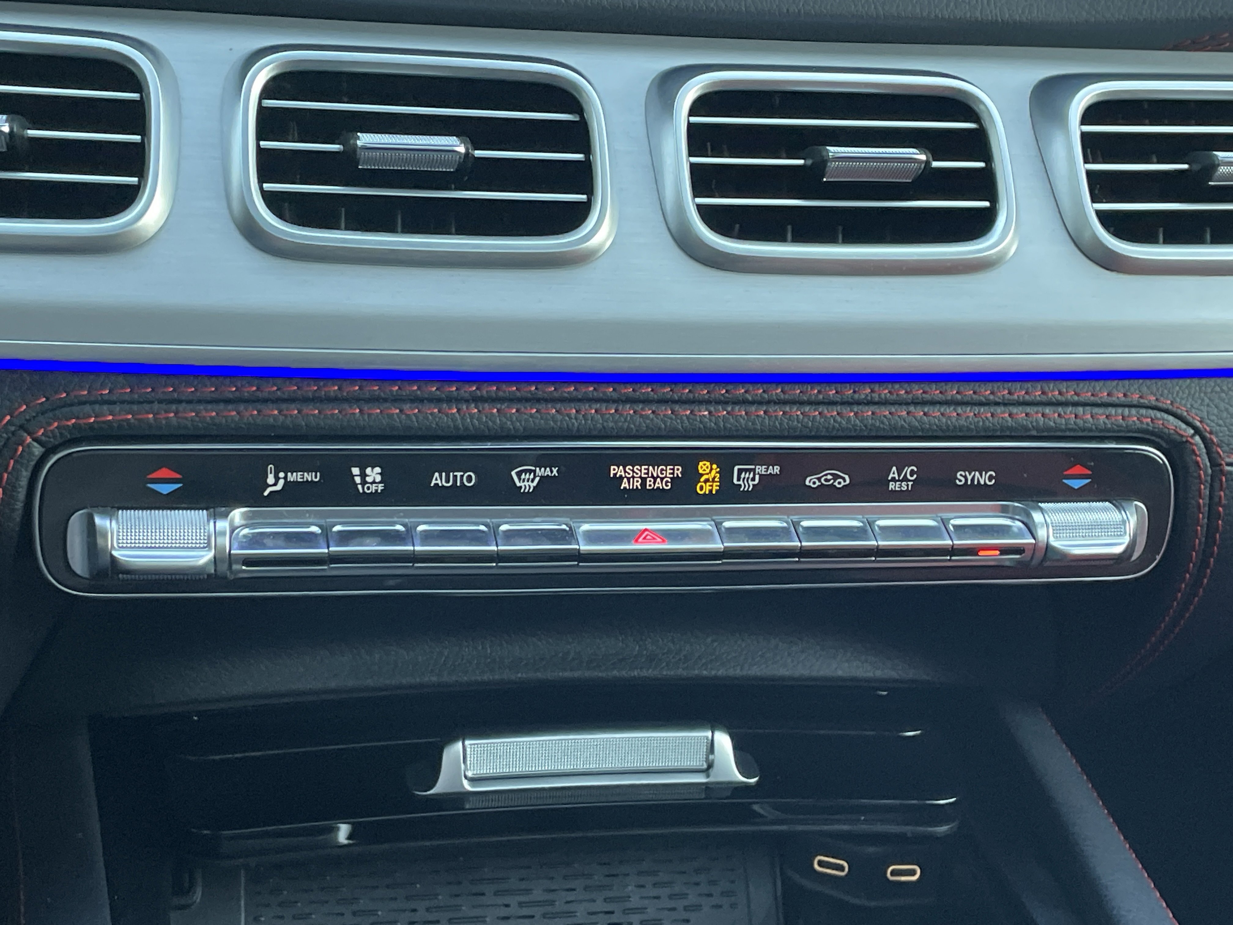 Certified 2024 Mercedes-Benz GLE 53 AMG 4MATIC Coupe image 33